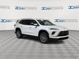 New 2025 Buick Enclave Preferred image 2