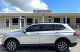 Used 2020 Volkswagen Tiguan SE image 2