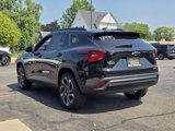Used 2025 Chevrolet Trax RS image 5