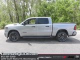 New 2025 RAM 1500 4x4 Crew Cab image 3