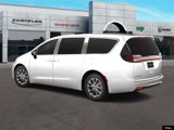 New 2025 Chrysler Pacifica Select image 4