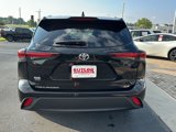Used 2024 Toyota Highlander XSE image 4