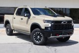 Used 2023 Chevrolet Silverado 1500 ZR2 w/ Technology Package image 2