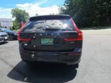 Used 2022 Volvo XC60 B5 Momentum image 4