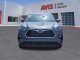 Used 2024 Toyota Highlander LE image 2