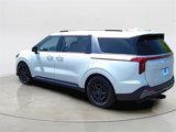 Used 2025 Kia Carnival SX Prestige image 4
