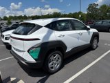 New 2026 Hyundai Kona SE image 3