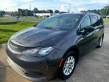 Used 2020 Chrysler Voyager Lxi image 5