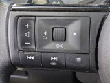 Used 2023 Nissan Rogue SV image 4