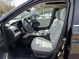 New 2025 Mitsubishi Outlander SEL image 6