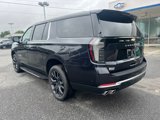New 2025 Chevrolet Suburban High Country image 3