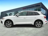 Certified 2025 Audi Q5 2.0T Premium w/ Convenience Plus Package image 2