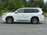 Used 2017 Lexus LX 570 4WD image 3