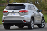 Used 2017 Toyota Highlander Limited w/ Protection Package #3 image 5
