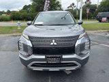 Used 2022 Mitsubishi Outlander SE image 3