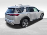 New 2025 Nissan Pathfinder Platinum w/ Cargo Package image 5
