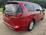 New 2026 Chrysler Pacifica Select image 3