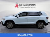 New 2025 Volkswagen Taos SE image 2