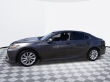 Used 2022 Toyota Camry LE image 4