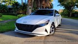 Used 2021 Hyundai Elantra SE image 3