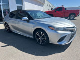Used 2018 Toyota Camry SE image 3