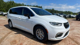 New 2025 Chrysler Pacifica Select image 5