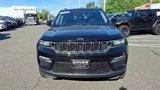 Certified 2022 Jeep Grand Cherokee Limited image 3