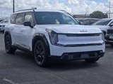 New 2026 Kia EV9 Land image 2