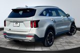 Used 2025 Kia Sorento S image 3