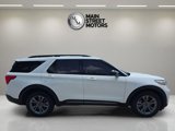 Used 2023 Ford Explorer XLT w/ Equipment Group 202A image 6