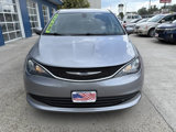 Used 2020 Chrysler Voyager LX image 3