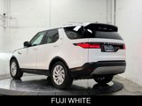 Used 2024 Land Rover Discovery S image 6