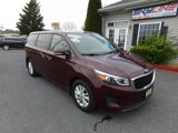 Used 2017 Kia Sedona LX image 2