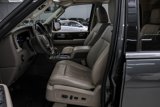 Used 2016 Lincoln Navigator Select image 3