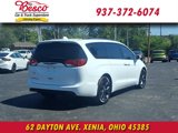 Used 2018 Chrysler Pacifica Touring-L Plus image 3