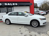 Used 2017 Volkswagen Passat 1.8T SE w/ SE Lighting Package image 4