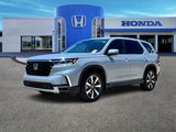 New 2025 Honda Pilot Touring image 2