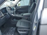 New 2025 Volkswagen Atlas SEL image 4