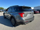 Used 2024 Ford Explorer XLT w/ Equipment Group 202A image 3