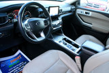 Used 2021 Ford Explorer Limited image 4