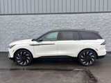 Used 2024 Lincoln Nautilus Reserve w/ Equipment Group 203A image 1