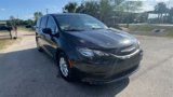 Used 2022 Chrysler Voyager LX image 2