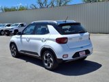 Used 2023 Hyundai Venue Limited image 4