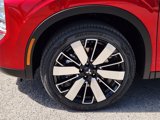 New 2025 Mitsubishi Outlander SE image 5