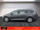 Used 2017 Chrysler Pacifica Touring-L image 5