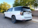 Used 2025 Chevrolet Suburban High Country image 3