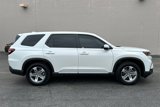 Used 2025 Honda Pilot EX-L image 2