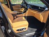 Certified 2025 Jeep Grand Cherokee Summit image 6