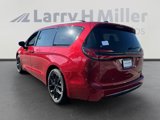 New 2025 Chrysler Pacifica Limited image 3