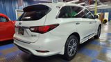 Used 2019 INFINITI QX60 Luxe w/ Essential Package image 3
